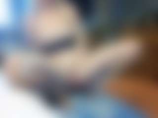 PeachyLady's Live Sex Cam Show