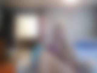 PeachyLady's Live Sex Cam Show