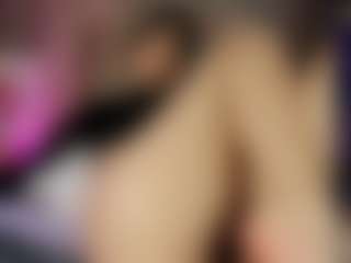 isabela-croftt's Live Sex Cam Show