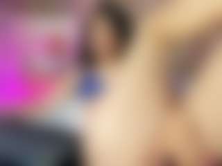 Live cam show with isabela-croftt - Average on Milf Play