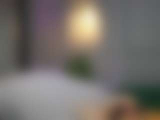 Live-Cam-Show mit MichelleJo - Tittyfuck auf Camsoda