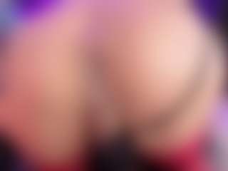 Emilyhall19's Live Sex Cam Show