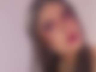 Live cam show with Emilyhall19 - Brown Eyes on crypto-cams
