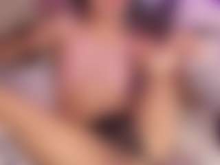 Emilyhall19's Live Sex Cam Show