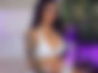 AhhMia's Live Sex Cam Show