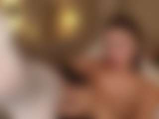 Live cam show with Crimsona-Domm - Dirty Talk on Camsoda