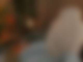 Live cam show with Crimsona-Domm - Show on intimatelivegirls.com
