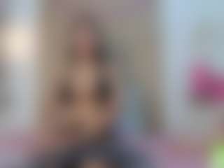 alisson-foxxy's Live Sex Cam Show