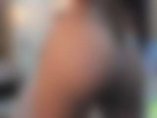 alisson-foxxy's Live Sex Cam Show
