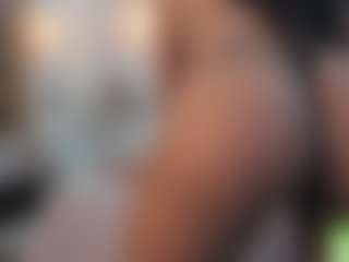 alisson-foxxy's Live Sex Cam Show