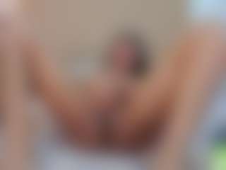 alisson-foxxy's Live Sex Cam Show