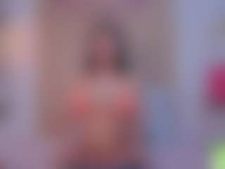 alisson-foxxy's Live Sex Cam Show