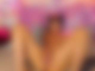 Alisson-hall1's Live Sex Cam Show