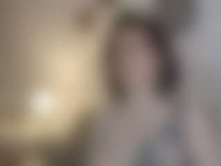 Live cam show with CoralShine - Red Hair on Fling VIP Chat