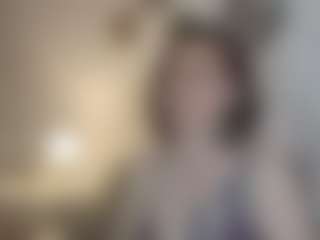 Live cam show with CoralShine - Red Hair Middle Aged on Nude Live Now