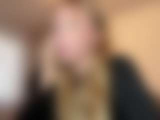 Live cam show with Rachel - Blue Eyes on sexytreat.net