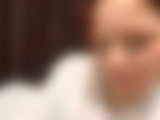 Live cam show with LahomaBacigalupo - Ass Bouncing on Dolls Live