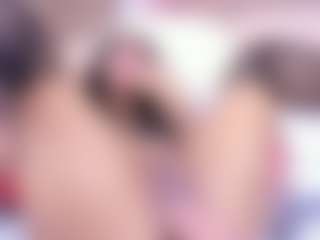 Live cam show with Lia-Valentina - Body Massage on Sweet Sext