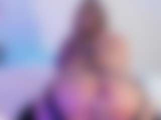 Live cam show with LorenWhitee - Cumshot on Camsoda