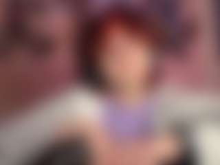 Live cam show with NadineCranson - Tease on Camsoda