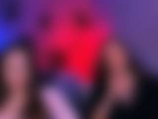 Live cam show with tiffanyhoustonsss - Fingering on Fit Hotties