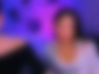 Live cam show with tiffanyhoustonsss - Bedroom on Dare Cams