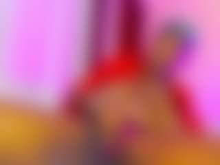 Live cam show with Dutch Coco - Black MILF on x69.live
