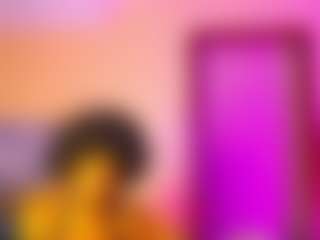 Live cam show with Dutch Coco - Black MILF on hotwifechat.live