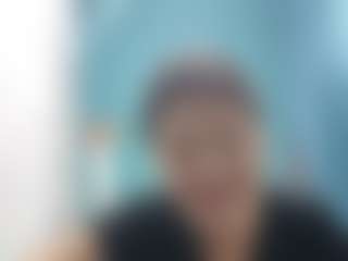 Live cam show with EllenMoultrie - Asian College on Mixed Magazine Live