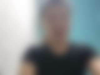 Live cam show with EllenMoultrie - Facial on madthumbs