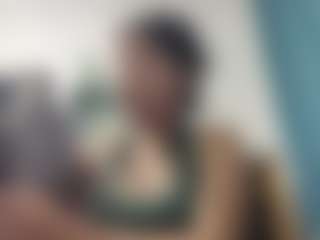 Live cam show with EllenMoultrie - Brown Eyes Asian on livesuperchat.net