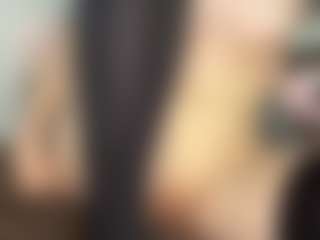 Live cam show with KristiRocca - Teasing on StripNow