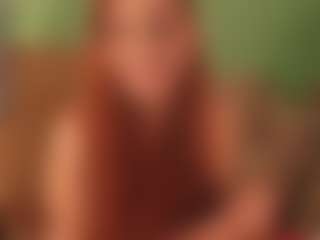 Live cam show with Priscilla-Smith - Body Massage on livesuperchat.net