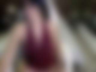 Carolinasaenz's Live Sex Cam Show