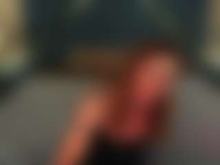 Live cam show with GoldenLacee - Small Tits on Uber Horny
