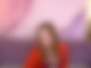 Live cam show with GoldenLacee - Blue Eyes on StripNow