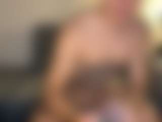 pinkloving2's Live Sex Cam Show