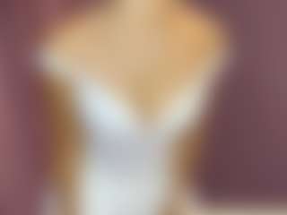 Live cam show with Emiliya - Natural on Cam Slut