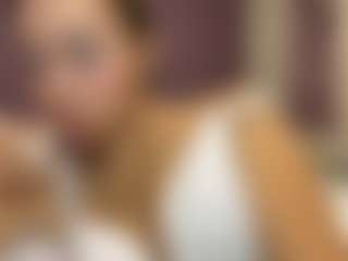 Live cam show with Emiliya - Dildo Brown Hair on Streamer API