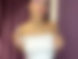 Show de câmera ao vivo com Emiliya - Facial Piercings no Camsoda