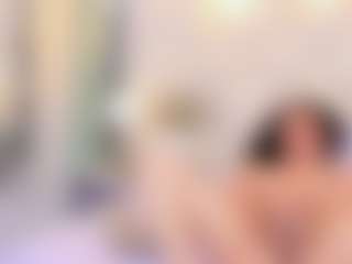 Live cam show with hadebeaumont - Camel Toe on Fit Hotties