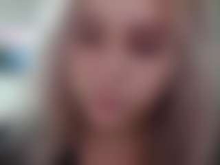 SusannaSavoie's Live Sex Cam Show