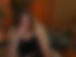 Live cam show with Alisaa-Laurent - Beauty on Dolls Live