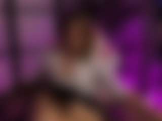 Live cam show with Alisaa-Laurent - Thin on Big Tits