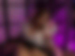 Live cam show with Alisaa-Laurent - Show on CamSodaAdn