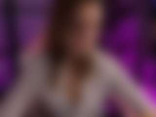 Live cam show with Alisaa-Laurent - Moaning on chickslive.net