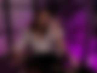 Live cam show with Alisaa-Laurent - Moaning on ObeyMaria