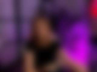 Live cam show with Alisaa-Laurent - Brown Hair on CamSodaAdn