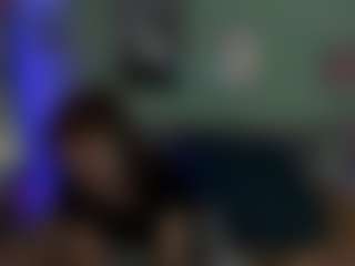 Live cam show with Alisaa-Laurent - Public Brown Hair on Camsoda