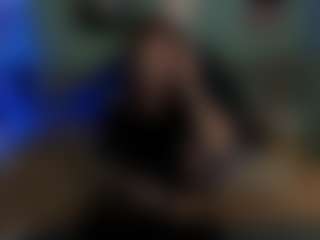 Live cam show with Alisaa-Laurent - Panties on TottyGirls
